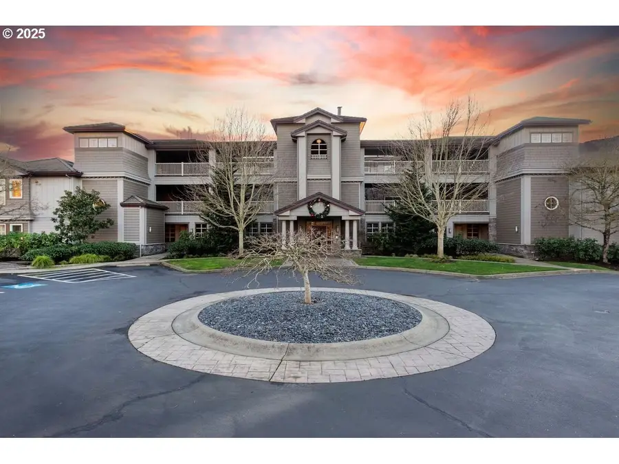 5525 SE Scenic Ln #301, Vancouver, WA 98661 - Image #2