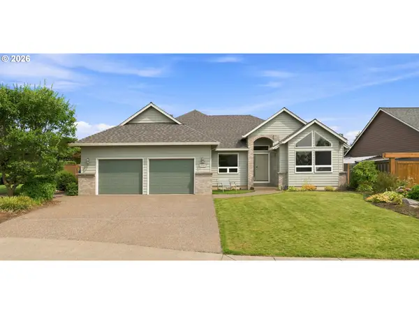 1905 N Westlake Loop, Newberg, OR 97132