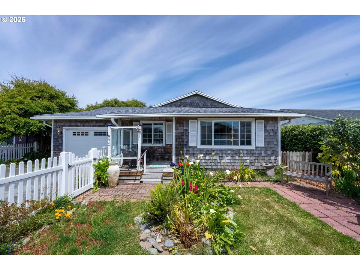870 11th St Sw, Bandon, OR 97411 - #1