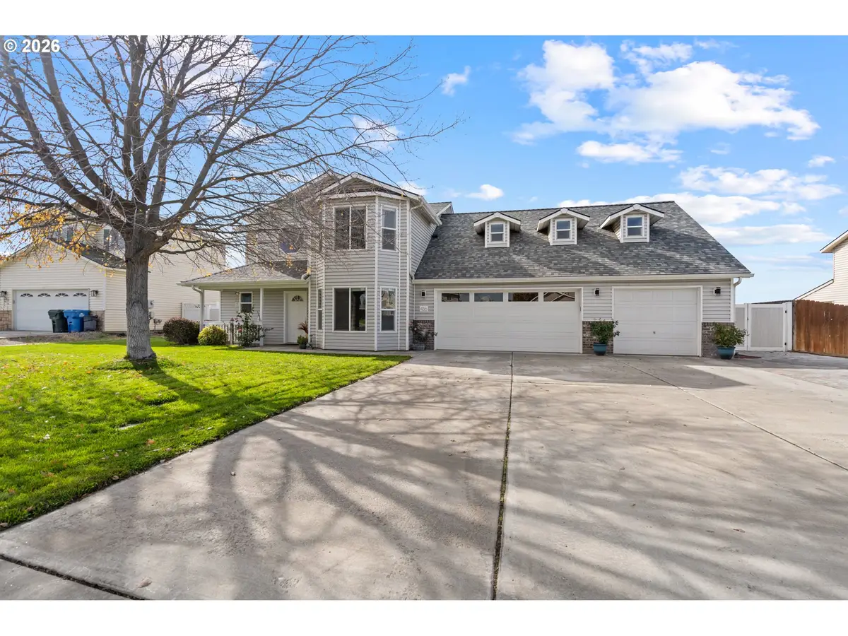 436 NE Skyview Ct, Hermiston, OR 97838 - #1