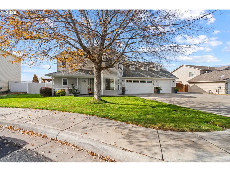 436 NE Skyview Ct, Hermiston, OR 97838 - #3
