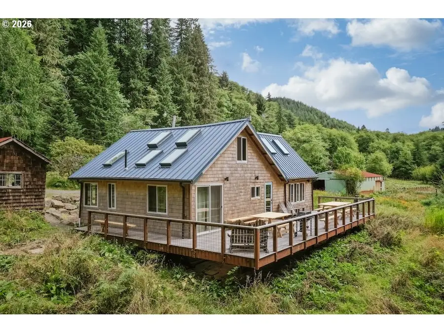 15575 Farmer Creek Rd, Cloverdale, OR 97112 - #2