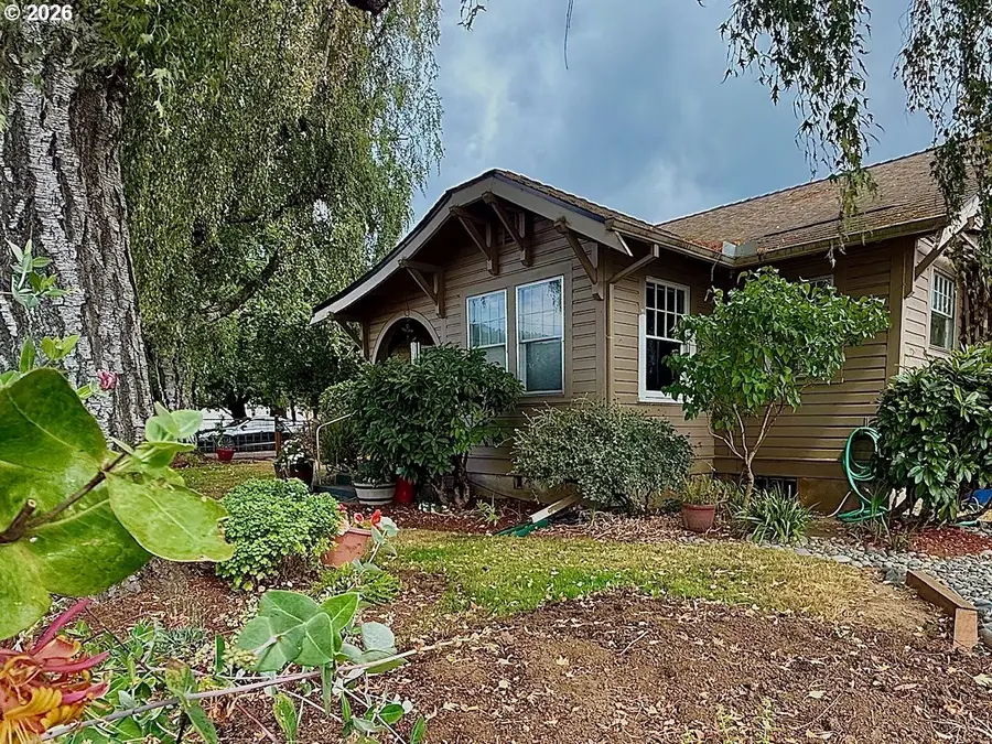 192 N Vernonia Rd, Saint Helens, OR 97051 - #2