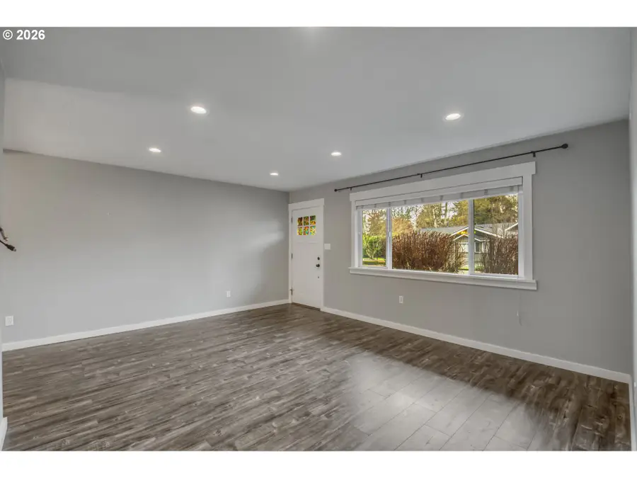 14091 SW Todd St, Beaverton, OR 97006 - Image #2