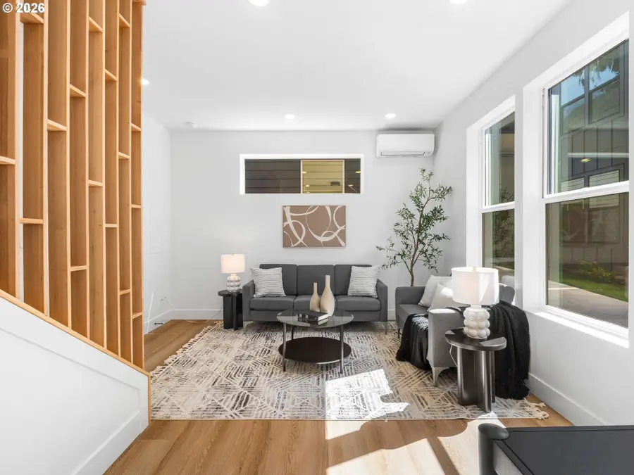 9227 N Seneca St, Portland, OR 97213 - #3