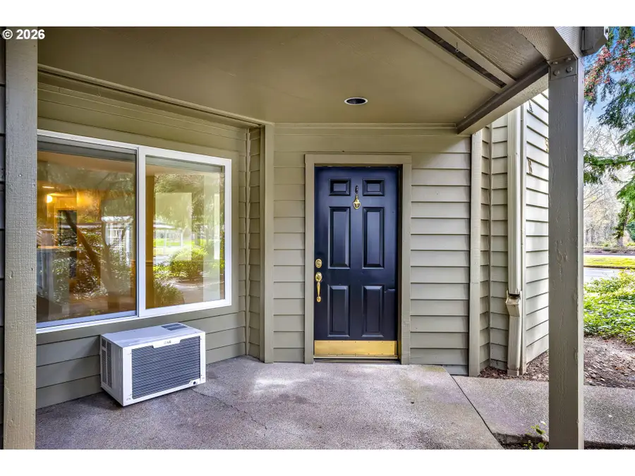 5054 Foothills Dr #B, Lake Oswego, OR 97034 - #2