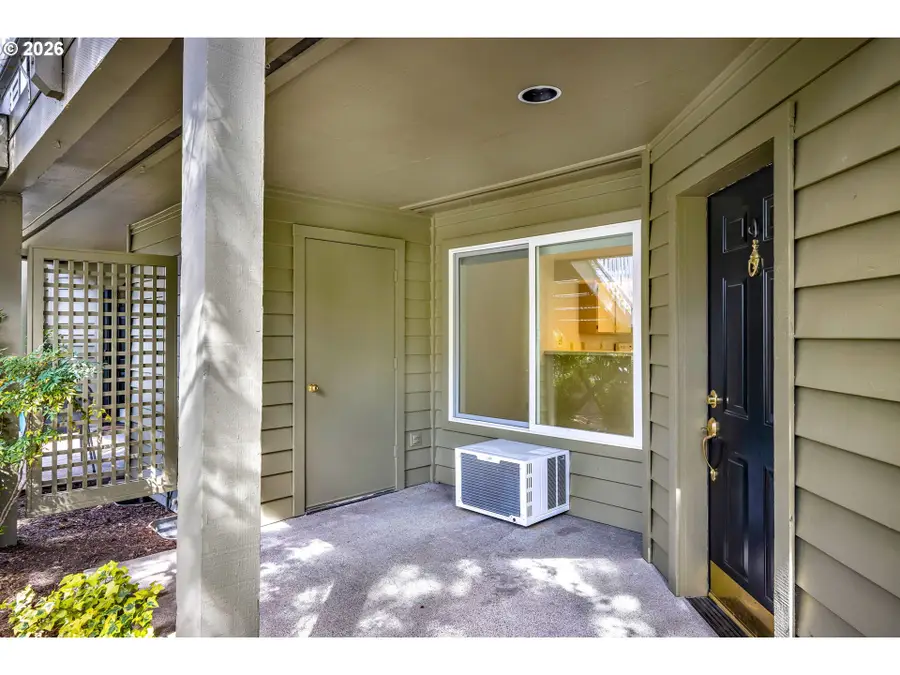 5054 Foothills Dr #B, Lake Oswego, OR 97034 - #3