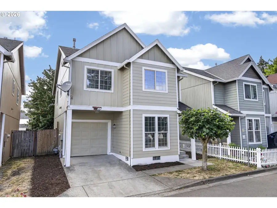 871 N 20th Way, Cornelius, OR 97113 - #2