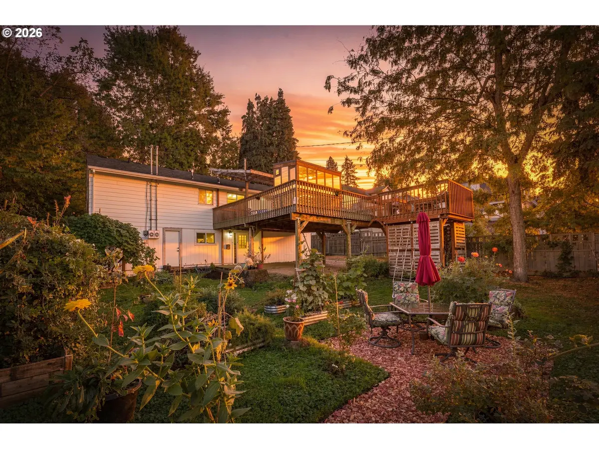 711 Jackson St, Oregon City, OR 97045 - #1