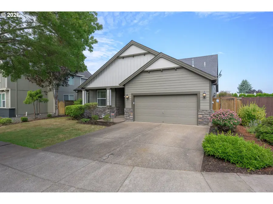 1190 Peascod Dr, Eugene, OR 97402 - #2