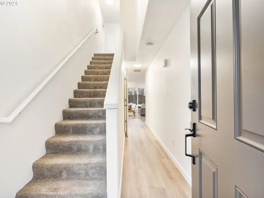 20744 SW Bingo Ln, Beaverton, OR 97006 - Image #2