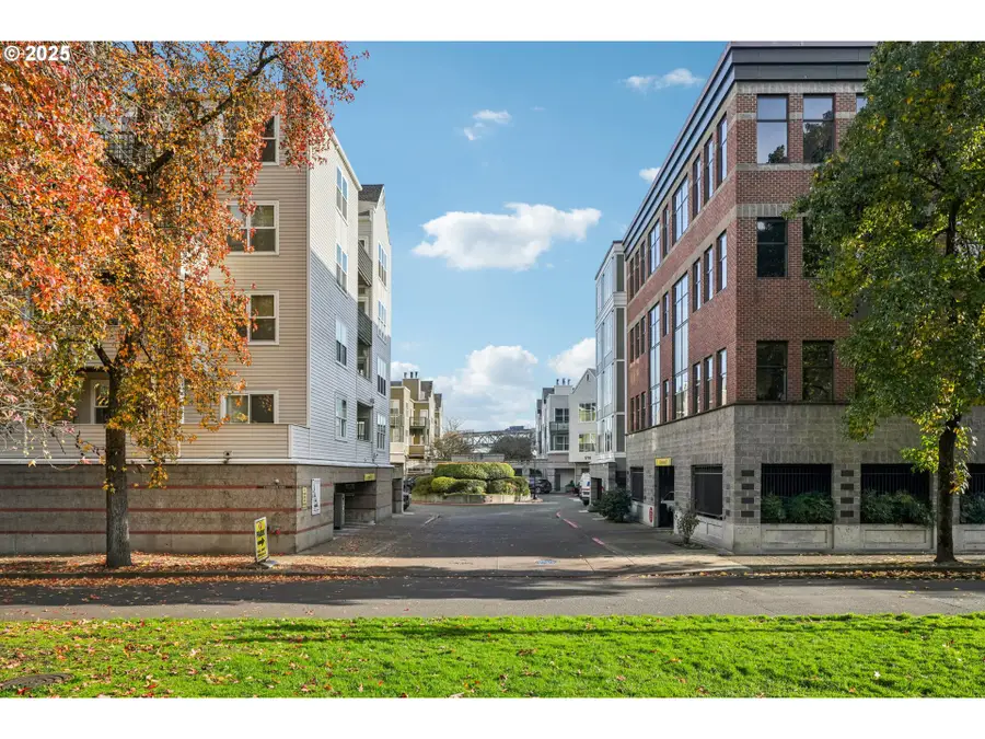 1616 S Harbor Way, Portland, OR 97201 - Image #2