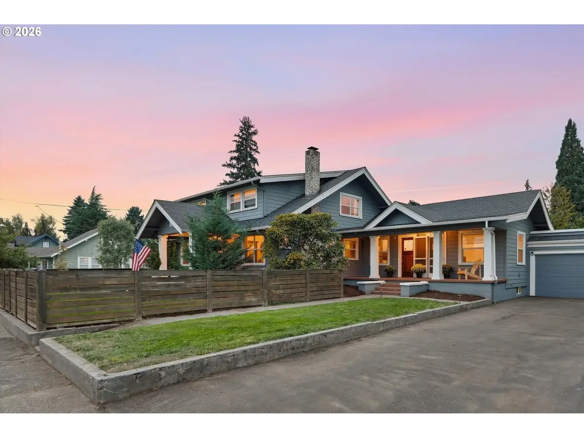 3249 3rd St, Hubbard, OR 97032 - #1