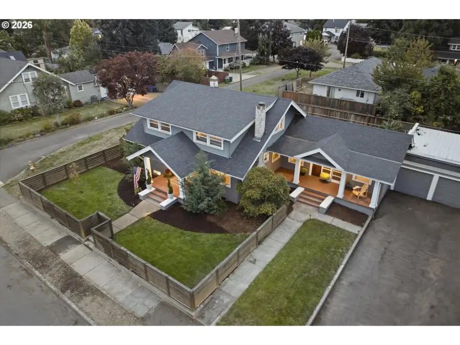 3249 3rd St, Hubbard, OR 97032 - #2