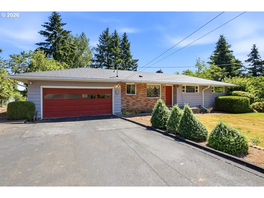 18284 S Holly Ln, Oregon City, OR 97045 - #2