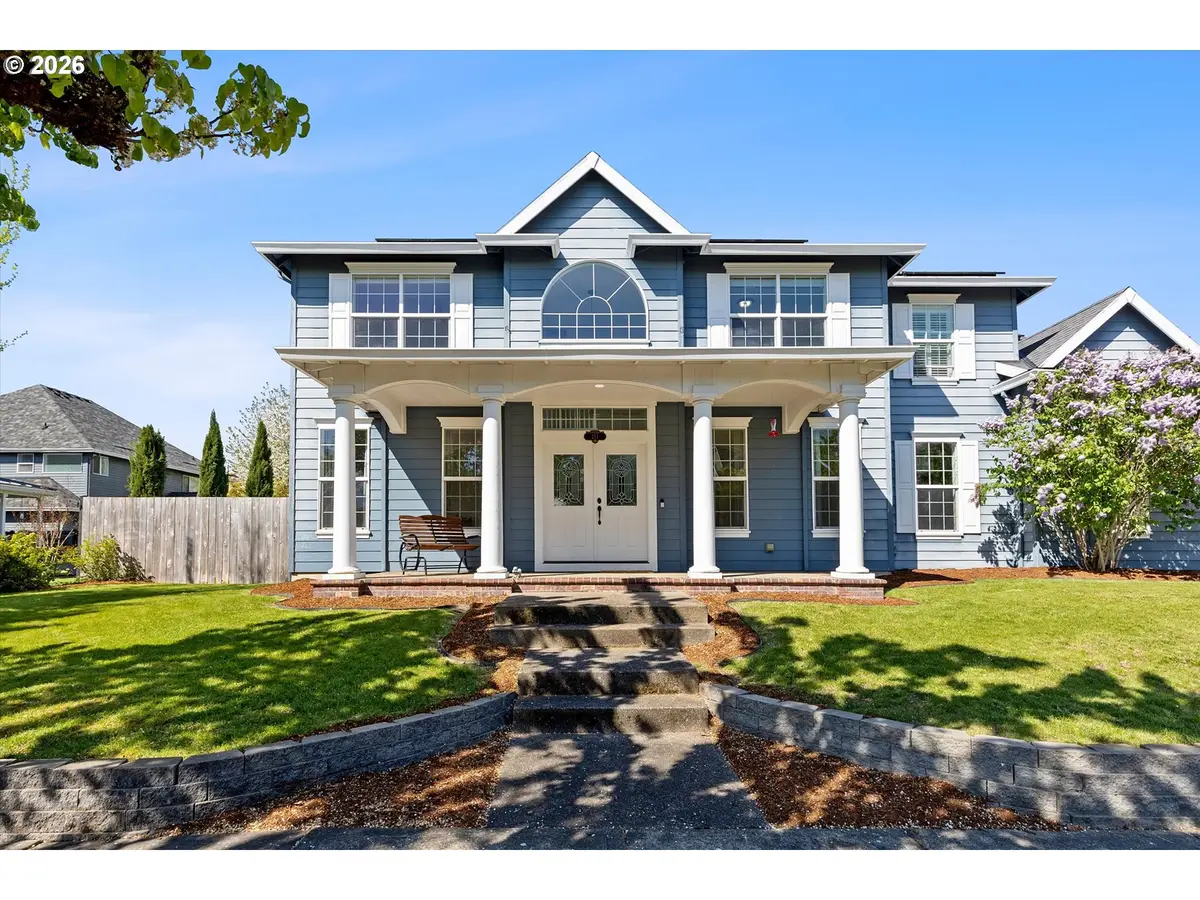 211 W Hazelnut Dr, Newberg, OR 97132 - #1