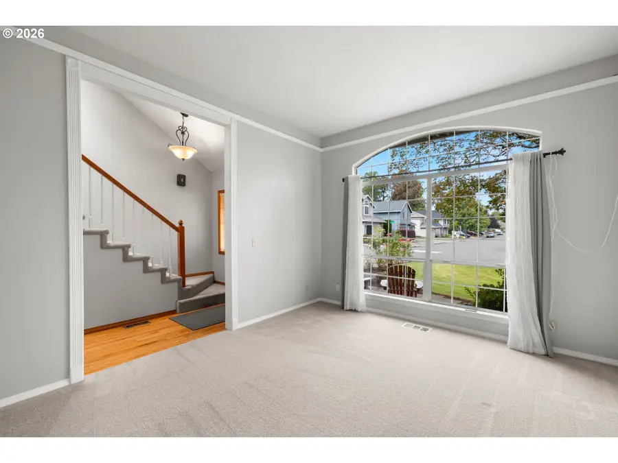 8086 SW Ashford St, Tigard, OR 97224 - #3