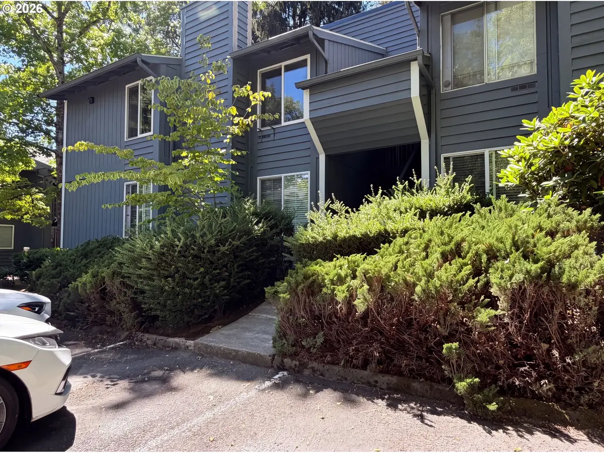 650 SW Meadow Dr #209, Beaverton, OR 97006 - #1