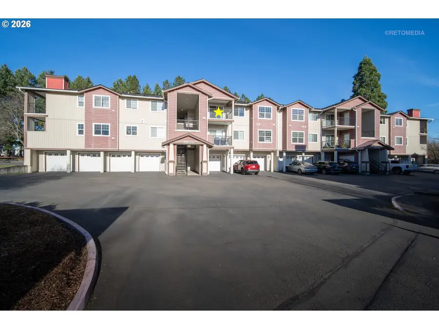 10804 NE Holly St #303, Hillsboro, OR 97006 - Image #2