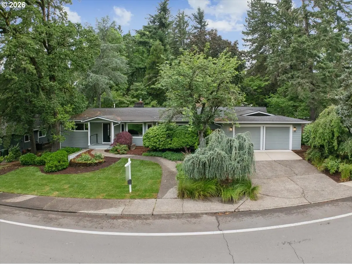 2001 Greentree Rd, Lake Oswego, OR 97034 - #1