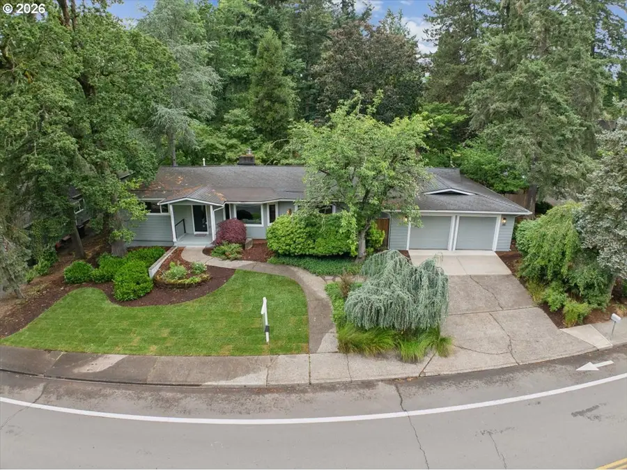 2001 Greentree Rd, Lake Oswego, OR 97034 - #2