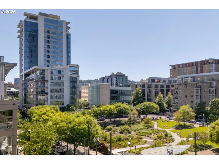 1001 NW Lovejoy St #301, Portland, OR 97209 - #3