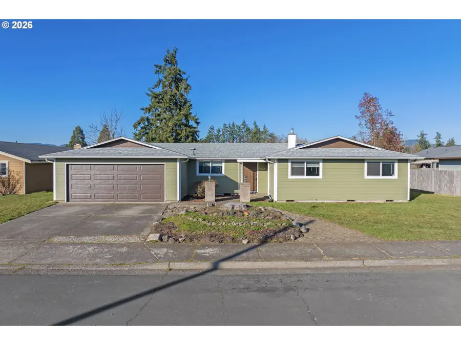 520 S 51st Pl, Springfield, OR 97478 - Image #2
