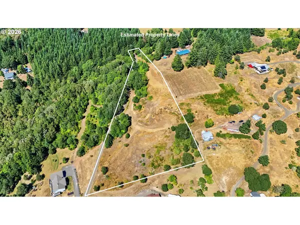 21395 SW Summit Dr, Sheridan, OR 97378
