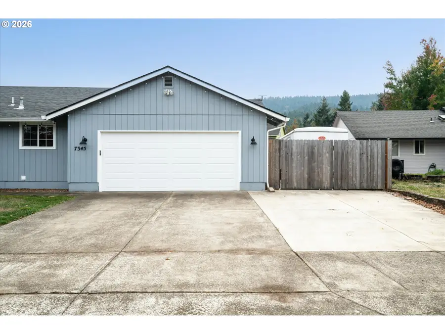 7345 B St, Springfield, OR 97478 - #3