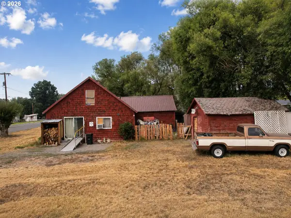 605 SE School St, Enterprise, OR 97828