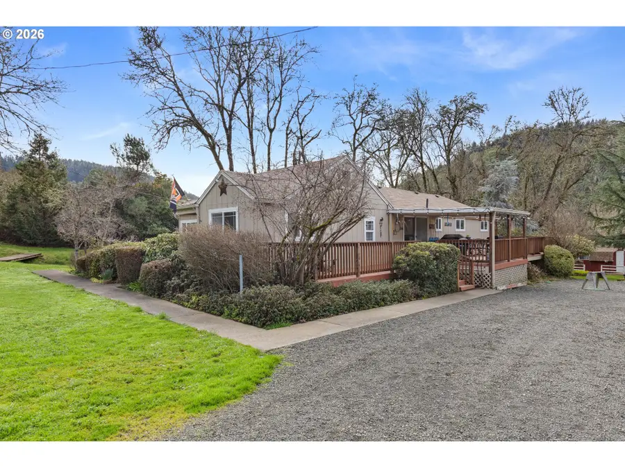 1187 Rice Creek Rd, Winston, OR 97496 - #2