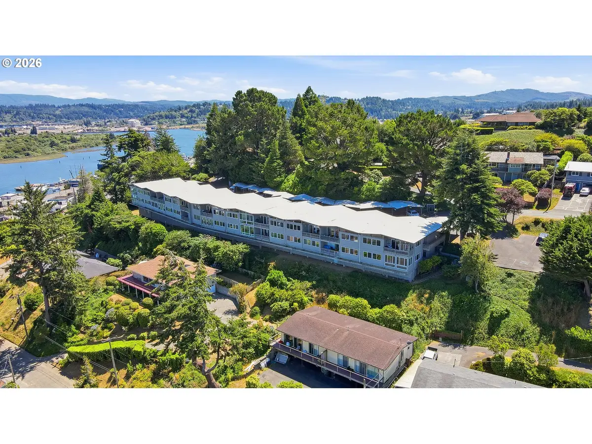 290 N 3rd Ct #15, Coos Bay, OR 97420 - #1