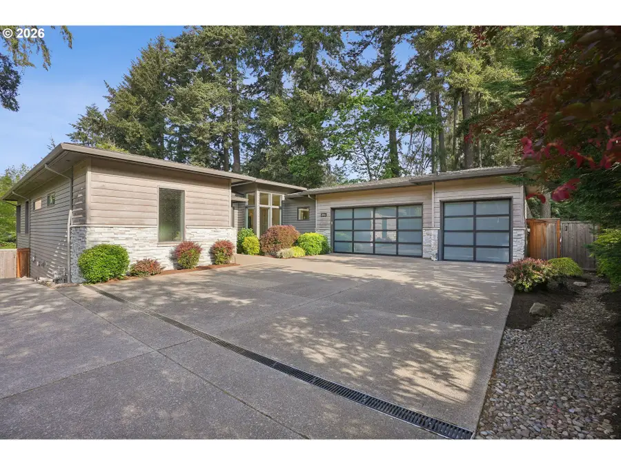 18965 Pilkington Rd, Lake Oswego, OR 97035 - #2