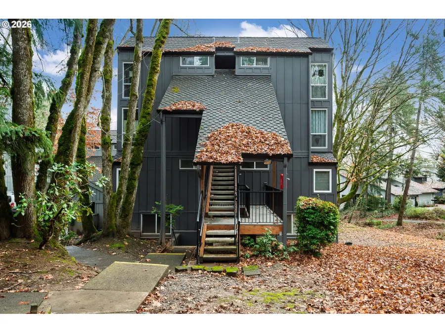 100 Kerr Pkwy, Lake Oswego, OR 97035 - #2