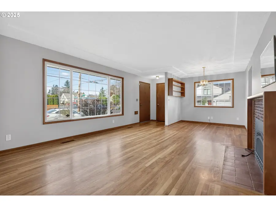 5306 SE 64th Ave, Portland, OR 97206 - Image #3