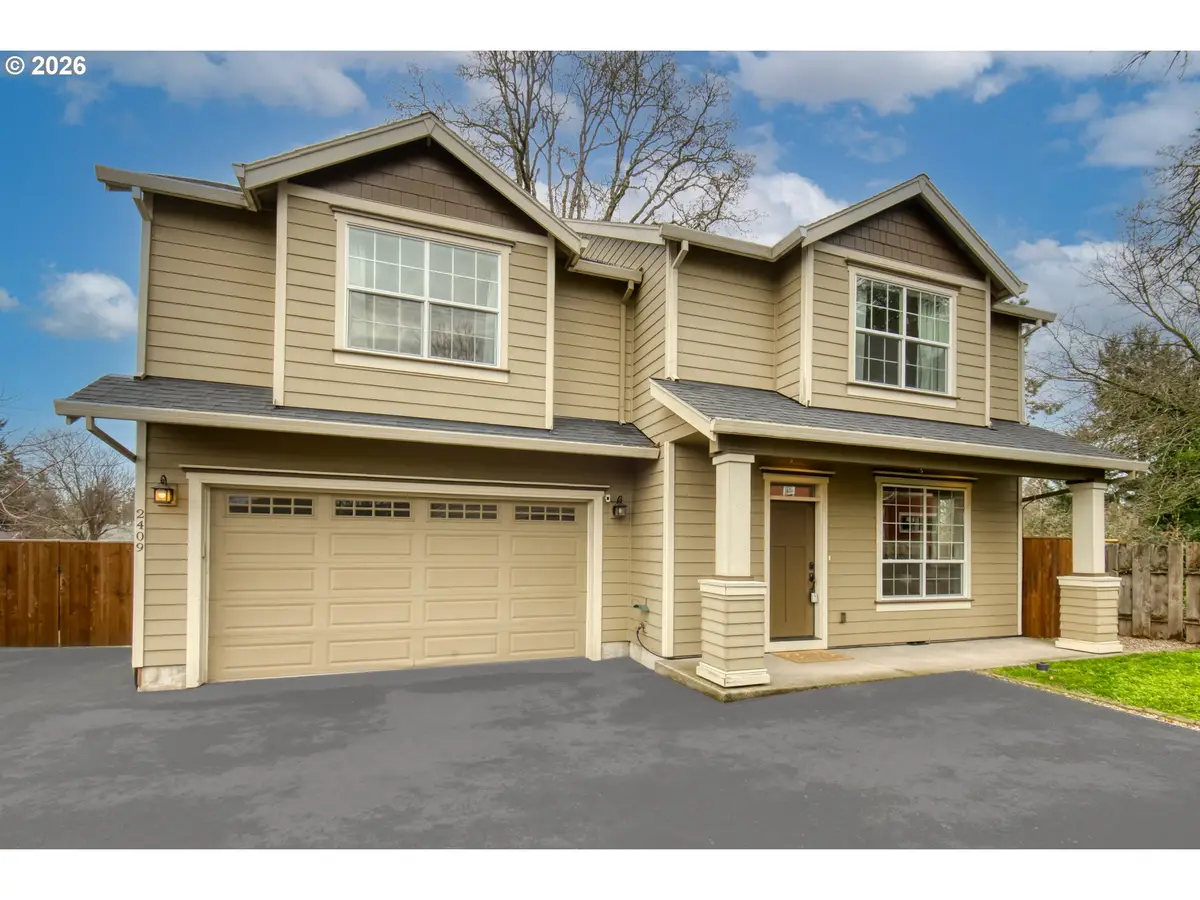 2409 SE Oak Grove Blvd, Milwaukie, OR 97267 - #1