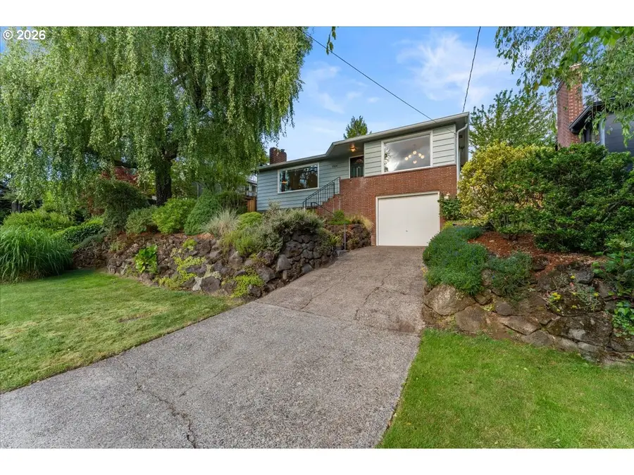 6900 SW 4th Ave, Portland, OR 97219 - #3