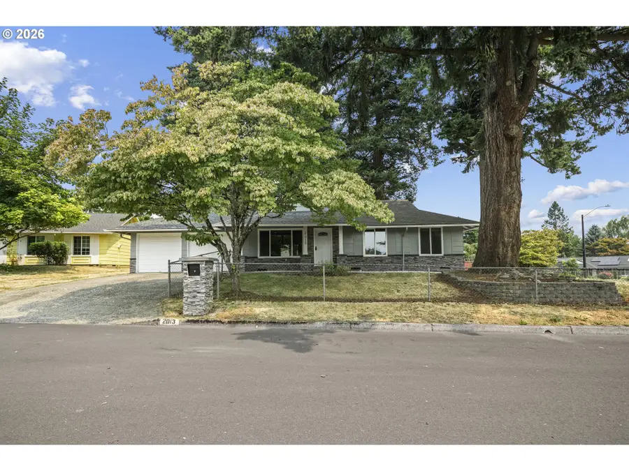 2013 NE Roberts Ct, Gresham, OR 97030 - #2