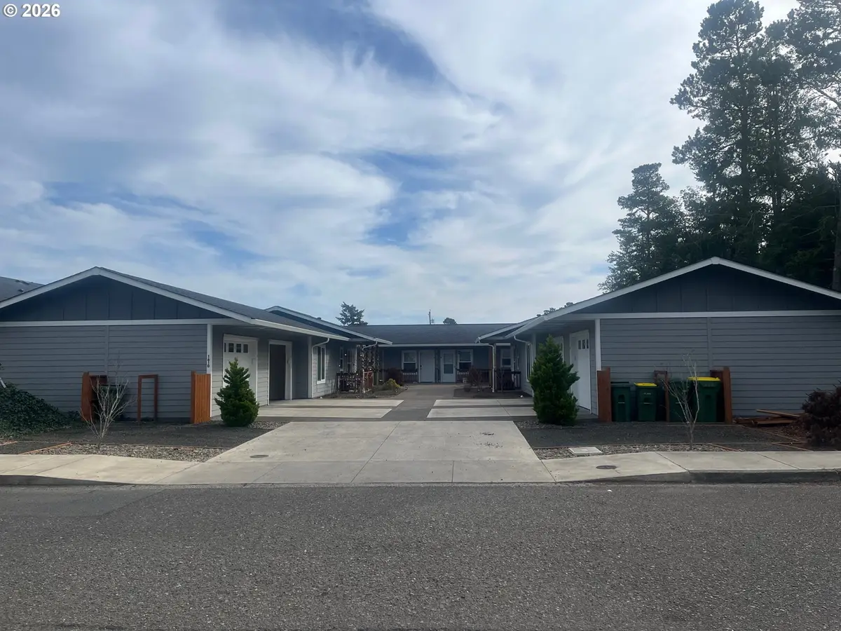 1610 19th St, Florence, OR 97439 - #1
