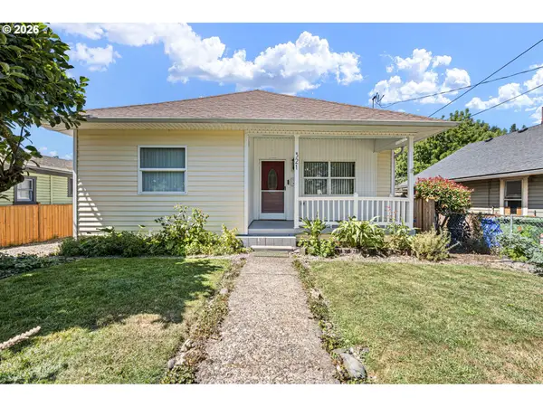 321 N 8th St, CottageGrove, OR 97424