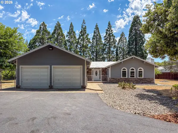 1065 Harlan St, Roseburg, OR 97471