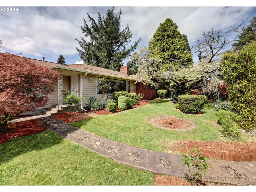 415 NE 116th Pl, Portland, OR 97220 - #2