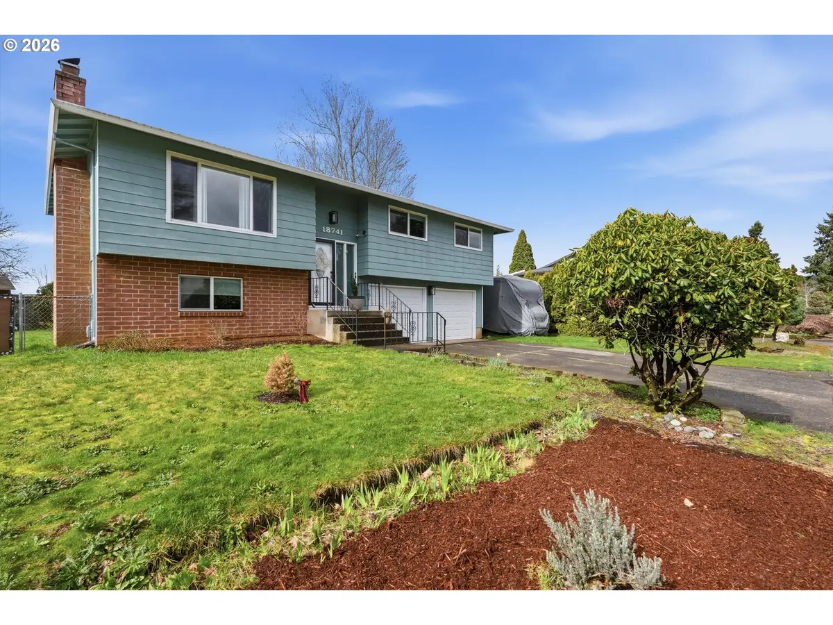 18741 Allegheny Dr, Oregon City, OR 97045 - #1