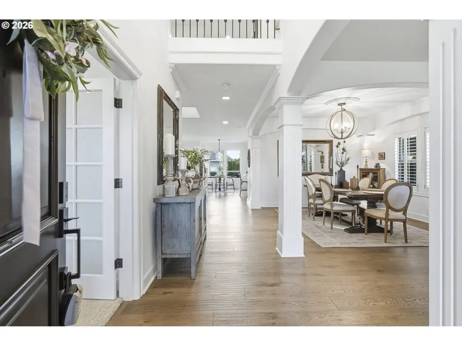 2863 Olympic St, Woodburn, OR 97071 - #3