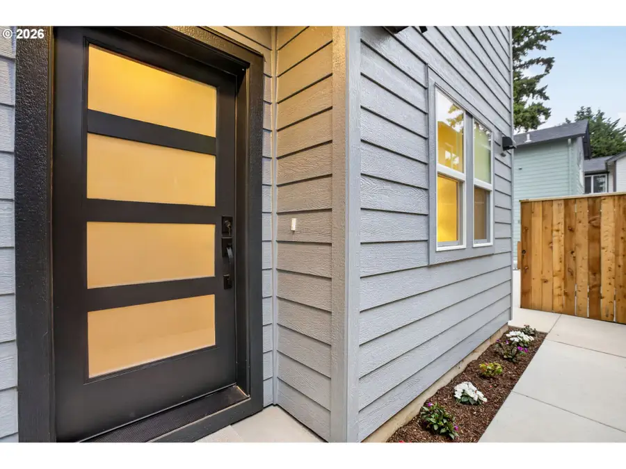5551 SE Steele St #B, Portland, OR 97206 - #3