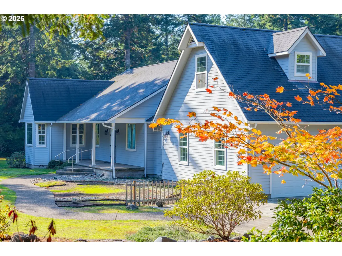 89494 Sunny Loop Ln, Bandon, OR 97411 - Image #1