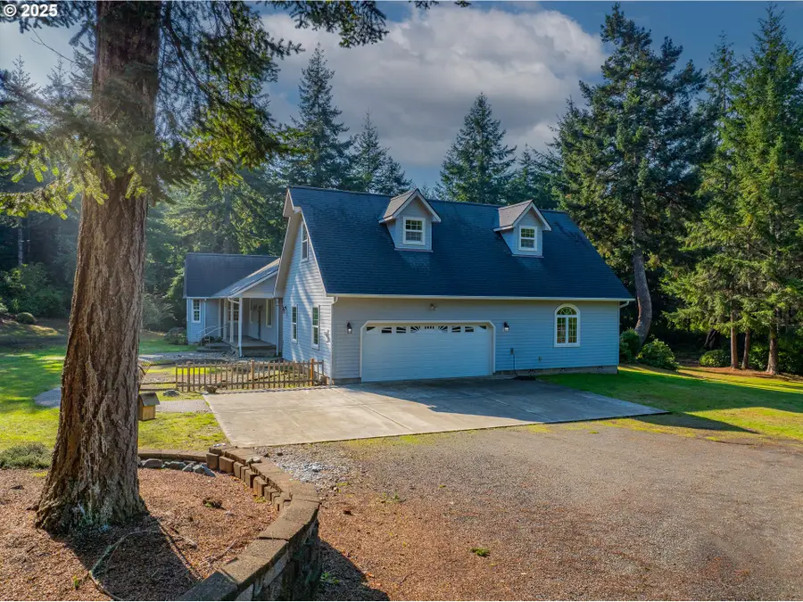 89494 Sunny Loop Ln, Bandon, OR 97411 - Image #3