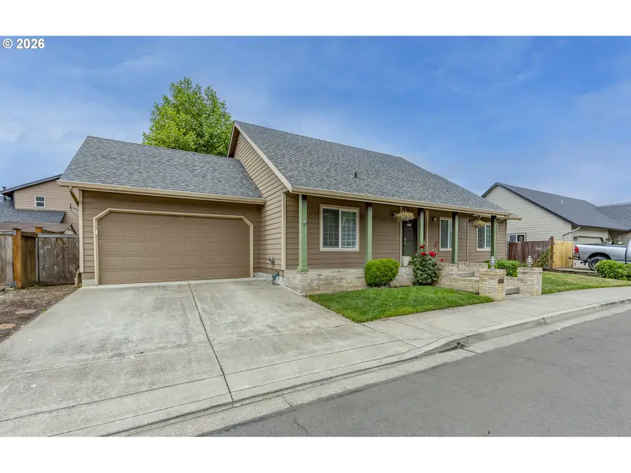 6876 Simeon Dr, Springfield, OR 97478 - #3