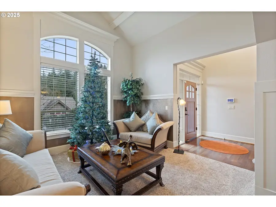 2875 SE Elliott Dr, Gresham, OR 97080 - Image #2