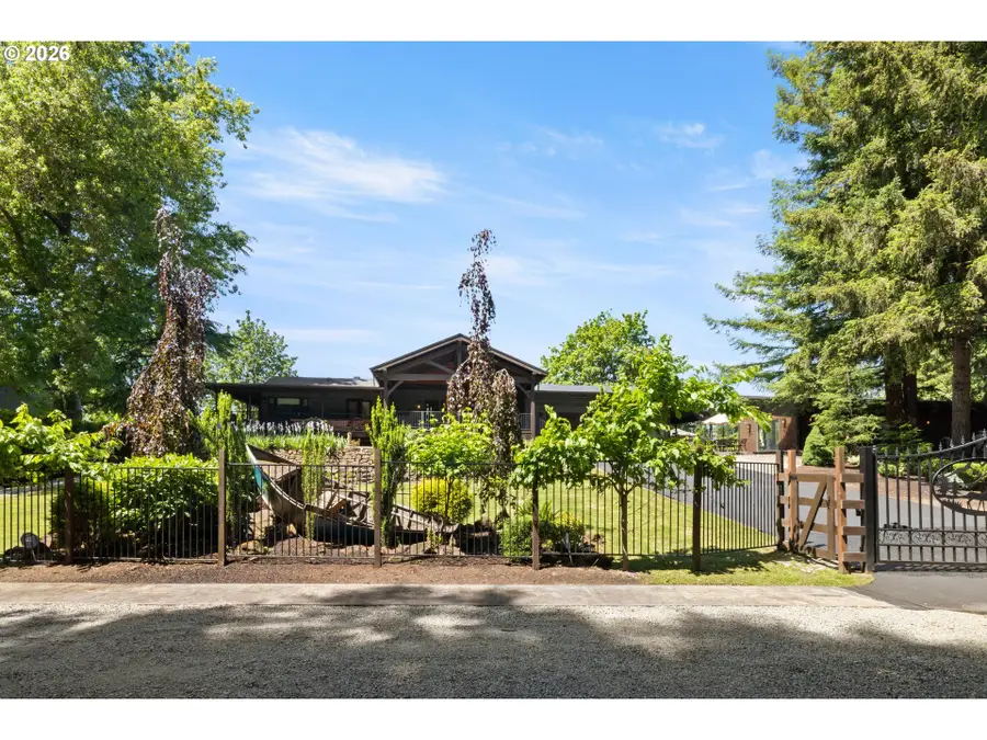 430 NW Riverpark Pl, Canby, OR 97013 - #2